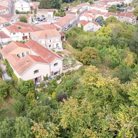 D'hôtes La Grenade Bleue Alojamento de Acomodação e Pequeno-almoço Pons