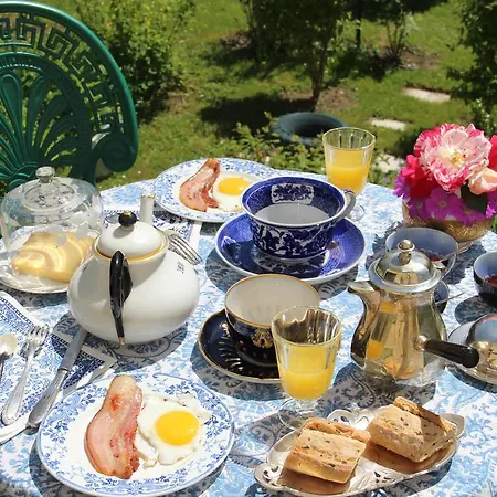 D'hôtes La Grenade Bleue Alojamento de Acomodação e Pequeno-almoço