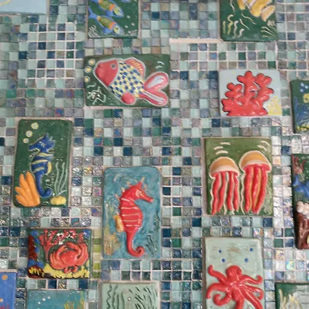 D'hôtes La Grenade Bleue Alojamento de Acomodação e Pequeno-almoço 4*