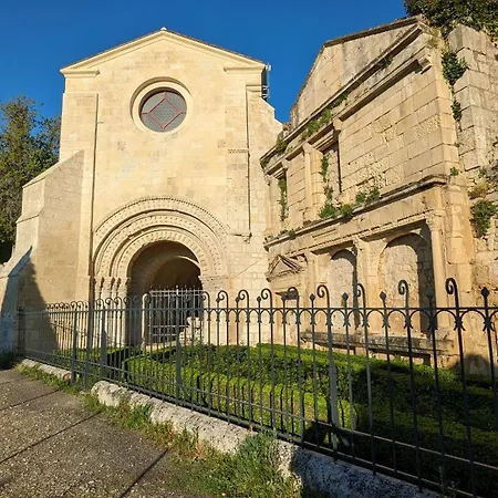 D'hôtes La Grenade Bleue Alojamento de Acomodação e Pequeno-almoço 4*