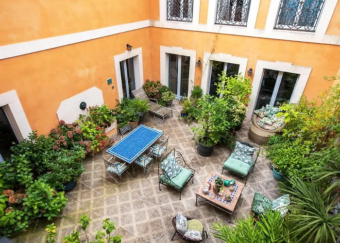 D'hotes La Grenade Bleue 4*