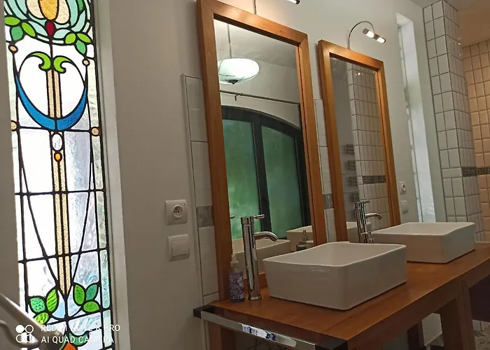 D'hotes La Grenade Bleue 4*