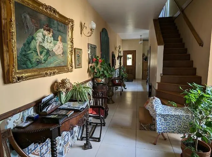 D'hotes La Grenade Bleue B&B 퐁