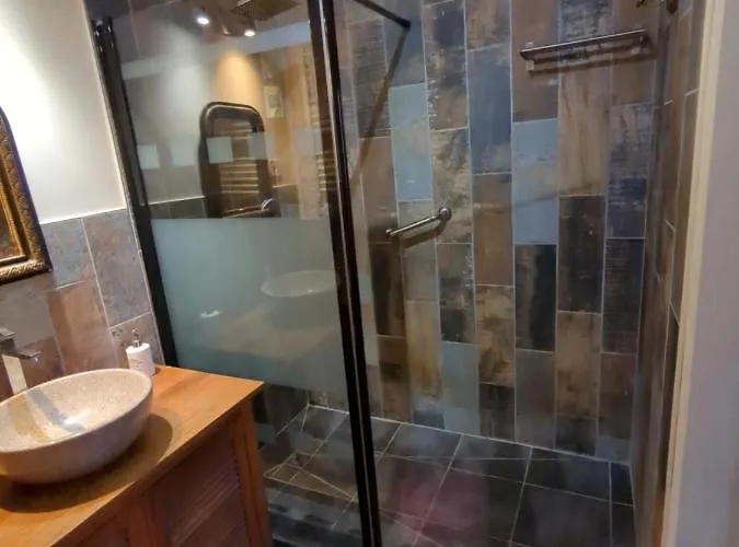 D'hotes La Grenade Bleue B&B 4*