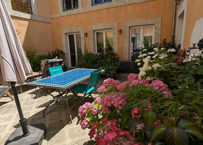 D'hotes La Grenade Bleue 4*