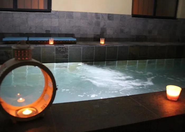 D'hotes La Grenade Bleue B&B